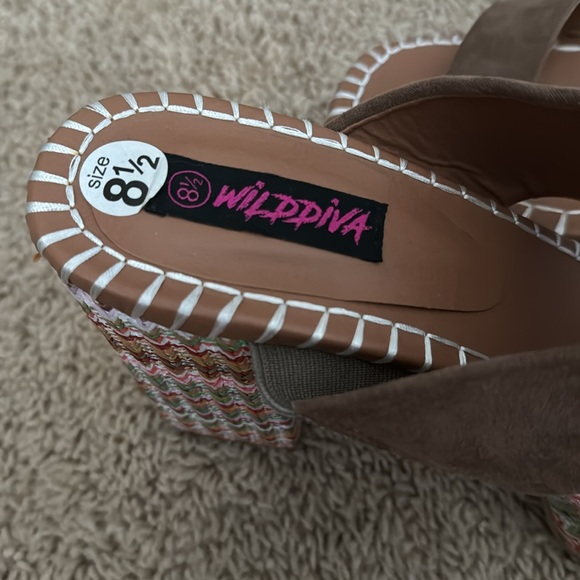 Women’s platform sandal - Picture 2 of 5